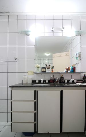 Casa à venda com 346m², 4 quartos e 3 vagasBanheiro Suíte 1