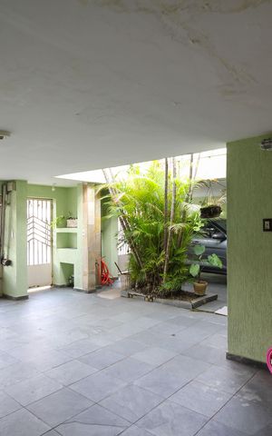 Casa à venda com 346m², 4 quartos e 3 vagasGaragem