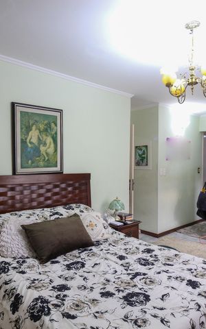 Casa à venda com 346m², 4 quartos e 3 vagasSuíte 1