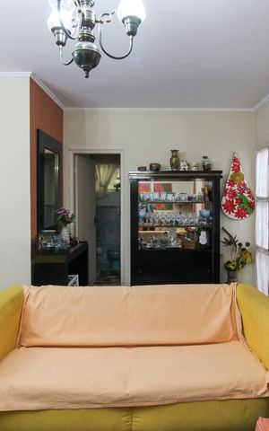 Casa à venda com 346m², 4 quartos e 3 vagasSala de Estar