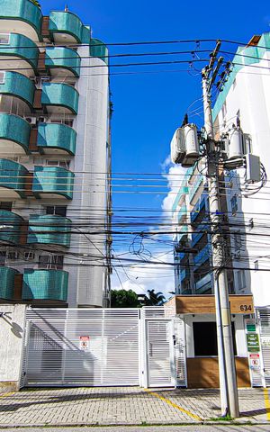 Apartamento à venda com 130m², 4 quartos e 2 vagas Apartamento à venda com 130m², 4 quartos e 2 vagasFachada