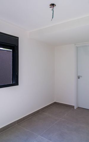 Casa de condomínio à venda com 209m², 3 quartos e 2 vagas Casa de condomínio à venda com 209m², 3 quartos e 2 vagasQuarto 2