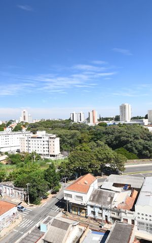 Apartamento à venda com 42m², 1 quarto e 1 vagaSala - Vista