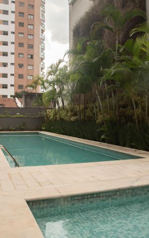 Apartamento à venda com 163m², 3 quartos e 2 vagasÁrea comum - Piscina