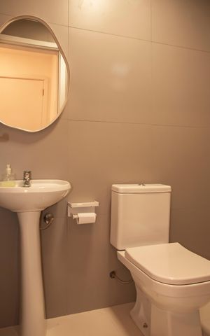 Apartamento à venda com 163m², 3 quartos e 2 vagasBanheiro de Serviço