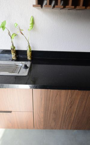 Apartamento à venda com 63m², 2 quartos e 1 vaga Apartamento à venda com 63m², 2 quartos e 1 vagaVaranda