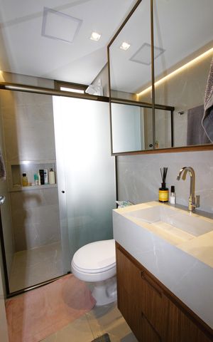 Apartamento à venda com 200m², 2 quartos e 2 vagasBanheiro Suíte