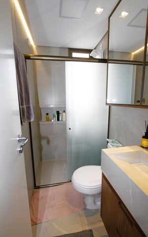 Apartamento à venda com 200m², 2 quartos e 2 vagasBanheiro Suíte