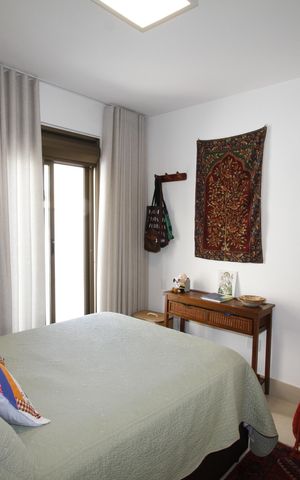 Apartamento à venda com 200m², 2 quartos e 2 vagasSuíte