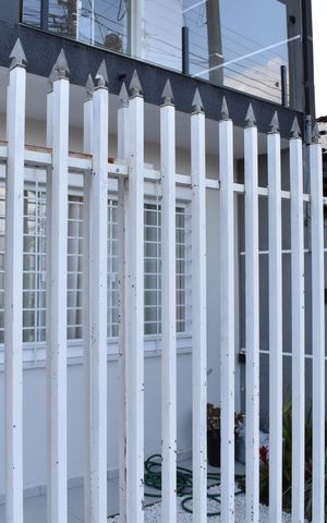 Casa à venda com 160m², 3 quartos e 1 vagaPlaquinha