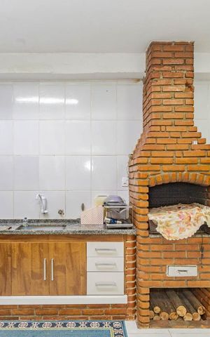 Casa à venda com 500m², 5 quartos e 2 vagasCozinha