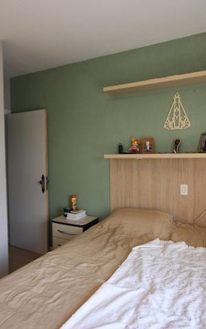 Casa à venda com 210m², 3 quartos e 2 vagasSuíte