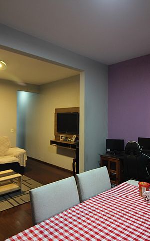 Casa à venda com 210m², 3 quartos e 2 vagasSala