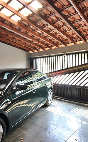 Casa à venda com 210m², 3 quartos e 2 vagasGaragem