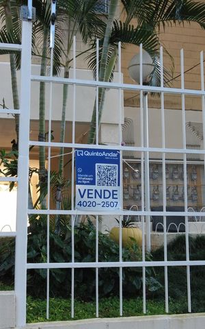 Apartamento à venda com 65m², 2 quartos e 1 vagaPlaquinha