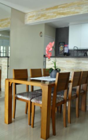 Apartamento à venda com 80m², 2 quartos e 2 vagasSala