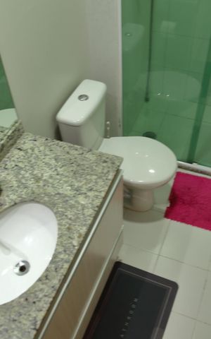 Apartamento à venda com 80m², 2 quartos e 2 vagasBanheiro social
