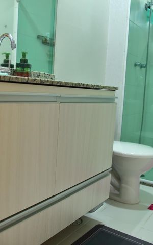 Apartamento à venda com 80m², 2 quartos e 2 vagasBanheiro social