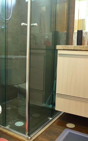 Apartamento à venda com 80m², 2 quartos e 2 vagasBanheiro da Suíte