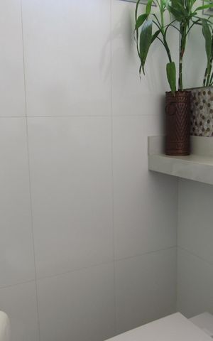 Apartamento à venda com 80m², 3 quartos e 2 vagasBanheiro