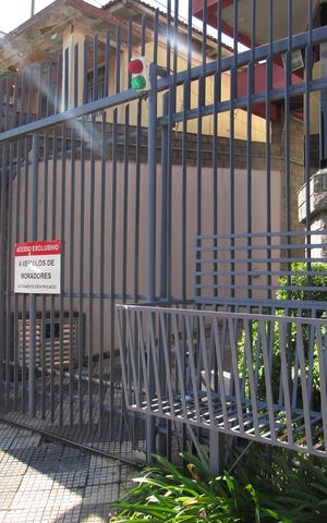 Apartamento à venda com 80m², 3 quartos e 2 vagasFachada