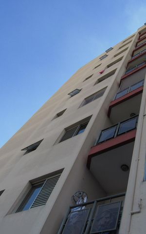 Apartamento à venda com 80m², 3 quartos e 2 vagasFachada