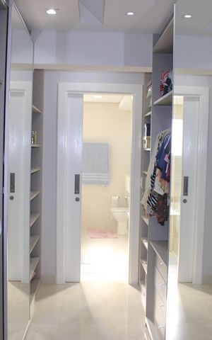 Apartamento à venda com 198m², 3 quartos e 3 vagasCloset da suíte 1
