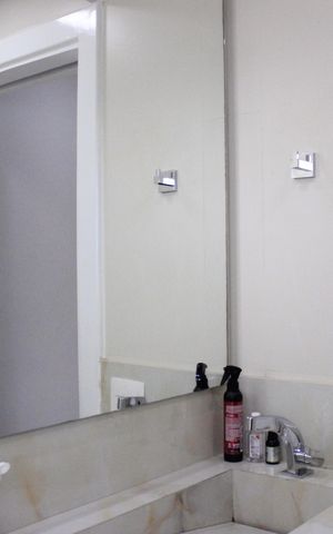 Apartamento à venda com 198m², 3 quartos e 3 vagasBanheiro da suíte 1