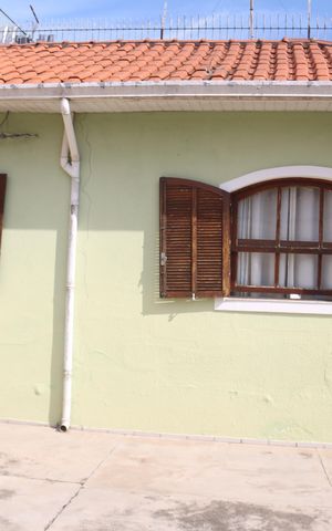 Casa à venda com 218m², 1 quarto e 12 vagasQuintal