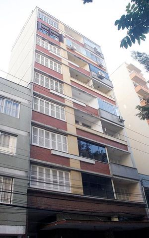 Apartamento à venda com 54m², 1 quarto e sem vagaFachada