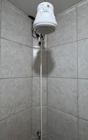 Apartamento para alugar com 48m², 2 quartos e 1 vaga Apartamento para alugar com 48m², 2 quartos e 1 vagaBanheiro