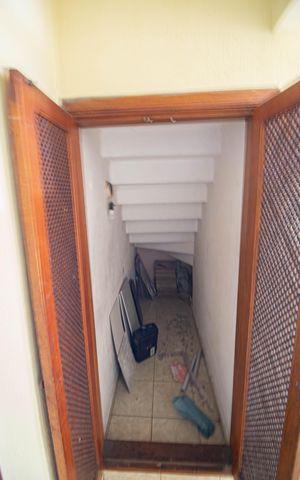 Casa para alugar com 150m², 3 quartos e 1 vaga Casa para alugar com 150m², 3 quartos e 1 vagaDespensa