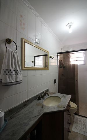 Apartamento à venda com 76m², 2 quartos e 1 vagaBanheiro Social