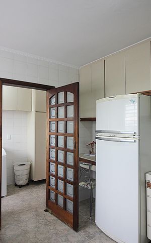 Apartamento à venda com 76m², 2 quartos e 1 vagaCozinha