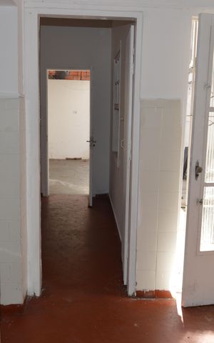 Casa para alugar com 150m², 2 quartos e 2 vagasCozinha