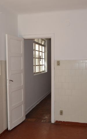 Casa para alugar com 150m², 2 quartos e 2 vagasCozinha