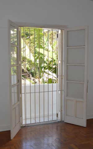 Casa para alugar com 150m², 2 quartos e 2 vagasQuarto 1