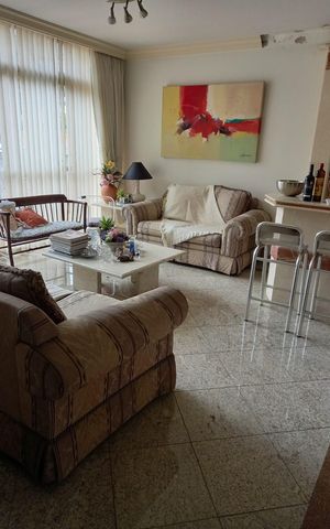 Casa à venda com 280m², 4 quartos e 5 vagas
