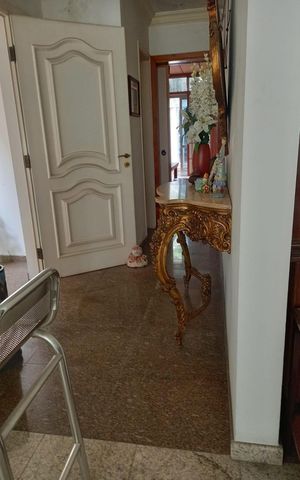 Casa à venda com 280m², 4 quartos e 5 vagas