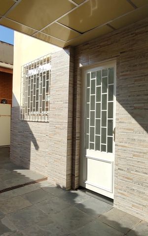 Casa de condomínio à venda com 160m², 3 quartos e 3 vagas Casa de condomínio à venda com 160m², 3 quartos e 3 vagasQuintal