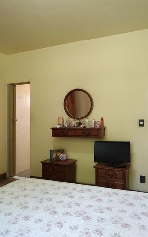 Casa de condomínio à venda com 160m², 3 quartos e 3 vagas Casa de condomínio à venda com 160m², 3 quartos e 3 vagasQuarto 2