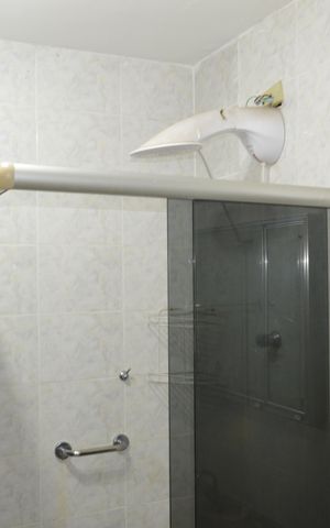 Casa para alugar com 300m², 4 quartos e 3 vagasBanheiro