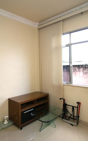 Apartamento à venda com 72m², 2 quartos e sem vagaSala