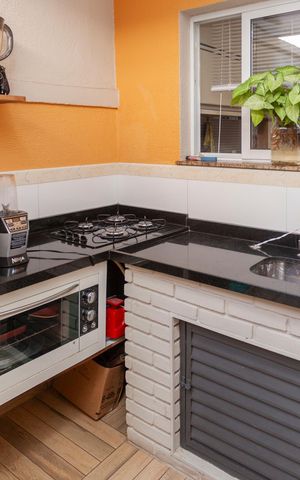 Casa à venda com 65m², 1 quarto e 2 vagasExtensão da Cozinha