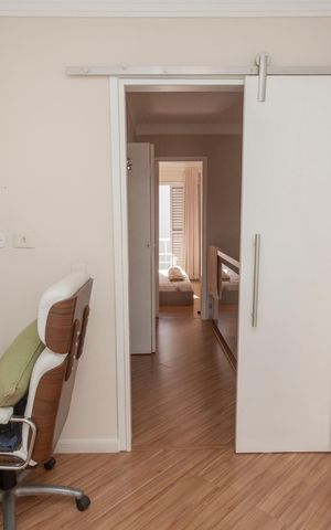 Casa à venda com 65m², 1 quarto e 2 vagasEscritório