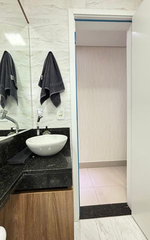 Apartamento à venda com 140m², 2 quartos e 2 vagas Apartamento à venda com 140m², 2 quartos e 2 vagasBanheiro