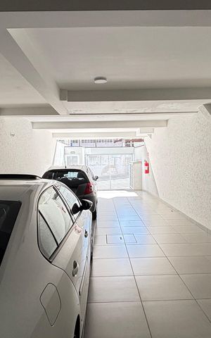 Apartamento à venda com 140m², 2 quartos e 2 vagas Apartamento à venda com 140m², 2 quartos e 2 vagasGaragem