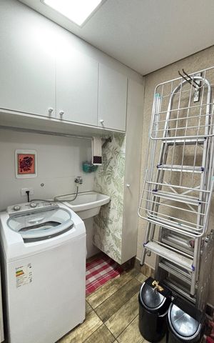 Apartamento à venda com 140m², 2 quartos e 2 vagas Apartamento à venda com 140m², 2 quartos e 2 vagasCobertura - Area de Serviço