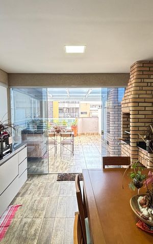 Apartamento à venda com 140m², 2 quartos e 2 vagas Apartamento à venda com 140m², 2 quartos e 2 vagasCobertura