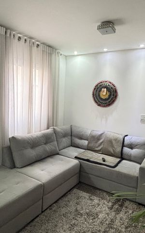 Apartamento à venda com 140m², 2 quartos e 2 vagas Apartamento à venda com 140m², 2 quartos e 2 vagasSala